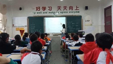 《演唱）知更鸟的歌》优质课课堂展示视频-湘文艺版小学音乐四年级下册