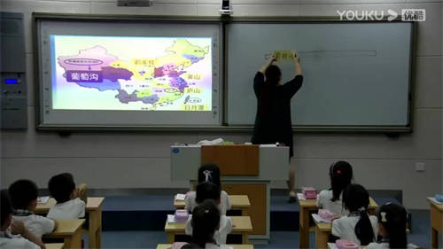 部编版语文二上《葡萄沟》优质课视频-执教老师：何培兰