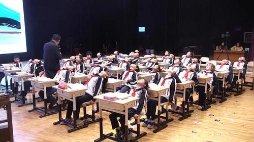 《记金华的双龙洞》部编版四下语文2026名师展示课视频
