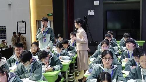 《如何设计一座桥——第二单元阅读综合实践》部编版八下语文2026中学语文青年教师素养大赛视频
