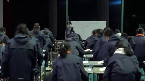《走进小说天地》部编版初中语文第九届青年教师优质课大赛决赛课堂实录视频