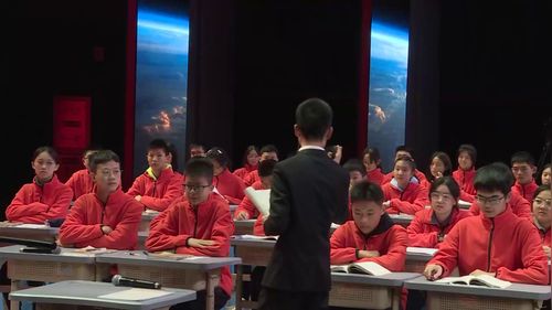 《寻物析其大用 托物寄以深情——基于《故乡》《我的叔叔于勒》阅读整合教学》部编版初中语文第九届青年教师优质课大赛决赛视频