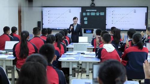 《项目实施 探究“”绿波速度“”的大小》苏科版八上数学2025第十四届青年教师课例展示活动优课视频-执教-孔祥岭 143