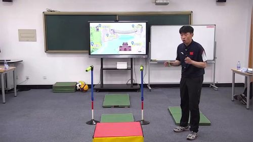 《前滚翻与攀爬跳跃组合》小学二年级体育与健康2026第十届微格课赛课视频