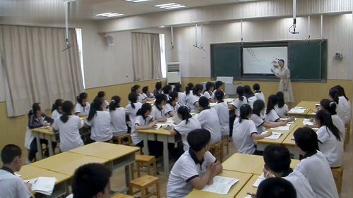 《荷塘月色》新课标部编版高中语文公开课必修上