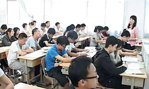 一类圆锥曲线问题的探索李亚郑州市第四中学