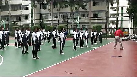 《羽毛球全场步法》初中七年级体育教学视频-深圳-张奎兵