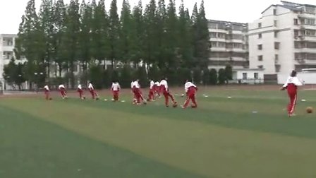 七年级体育《足球脚背正面运球》教学视频,江苏省,2015年部级优课评选入围视频