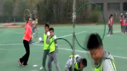 小学体育人教版三四年级《4.发展投掷能力的练习和游戏》江苏王美兰