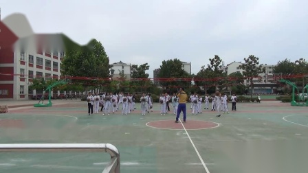 《篮球-进行间单手肩上投篮》优质课（人教版初一体育与健康，连云港市县级优课）