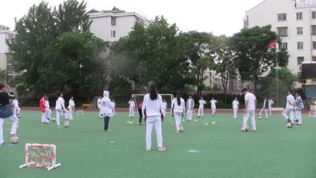 《足球-脚内侧踢球》人教版初一体育与健康，连云港市县级优课