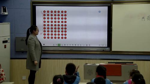 北师大版数学二上8.2《一共有几天》课堂教学视频实录-万伟伟