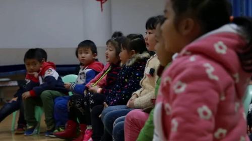 幼儿园大班早期阅读《眼镜公主》课堂教学视频实录-杨莉