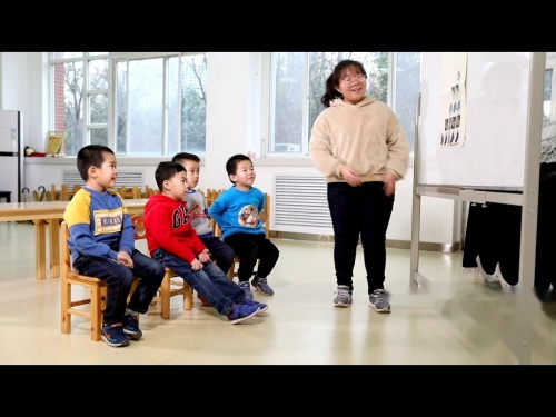 幼儿园大班数学《打瞌睡的房子》课堂教学视频实录-吕欣瑶、张倩玉