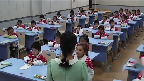人教版数学一上《7.认识钟表》甘肃张瑜老师—课堂教学视频实录