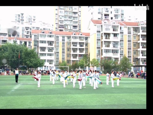 《踏板操》示范课教学视频-人教版五年级体育-江西省优秀课例展示活动