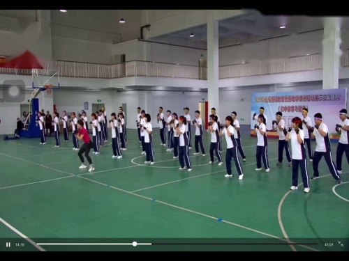 《有氧搏击组合操》示范课教学视频-人教版八年级体育-江西省优秀课例展示活动