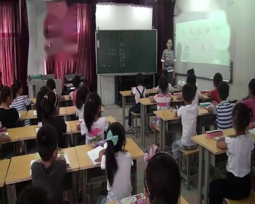 《比尾巴》部编版小学语文一年级上册课堂教学实录视频-执教：王晴