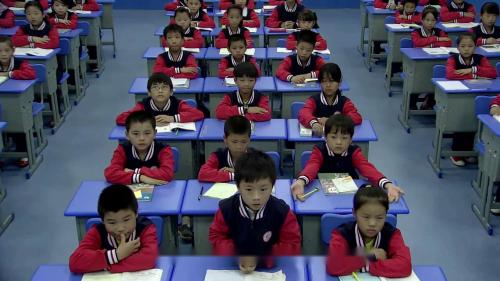 人教版数学五上《一个数除以小数》江西省戴军老师-课堂教学实录视频