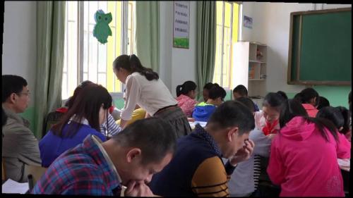 《扇形的认识》人教版小学数学六年级课堂教学实录视频-执教老师：郑春明