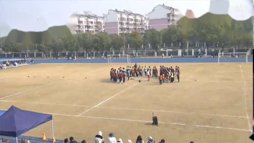 《腰旗橄榄球传跑组合及比赛》获奖教学视频-八年级体育-江苏省初中体育基本功比赛