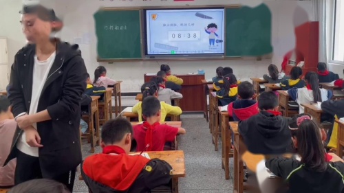 《搭船的鸟2》部编版语文三年级上册课堂实录视频-执教：张老师