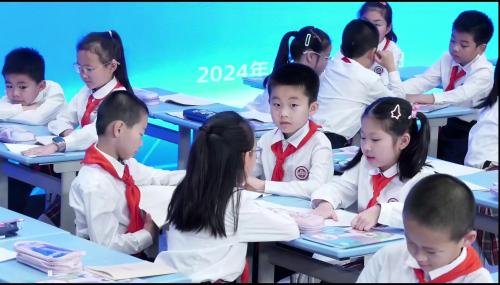 《有余数的除法》人教版二下数学任务群视频-执教老师：邹瑞荣