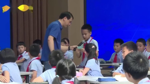 《一个豆荚里的五粒豆》部编版四年级上册语文名师示范课视频-特级教师张祖庆