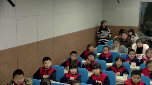 《空气占据空间吗》教研公开课视频-教科版三年级科学上册