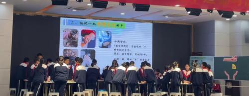 《劳动创造价值》2024新人教七上道德与法治研讨课优课视频