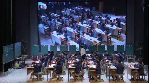 《小数除法的生活应用》人教版五上数学新课标研讨课优课视频