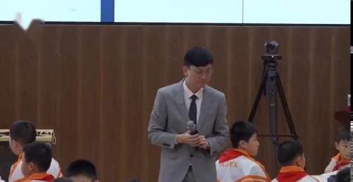 《京剧趣谈》部编版六上语文思辨性阅读课获奖视频