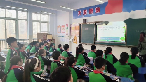 《植树问题》2024部编版五上数学展示课视频