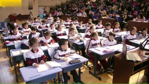 《秋天》部编版语文一上特级教师公开课视频