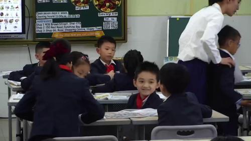 《Unit3 I am hungry! L6 Yum Yum Pizza 》香港朗文版三上英语展示课视频