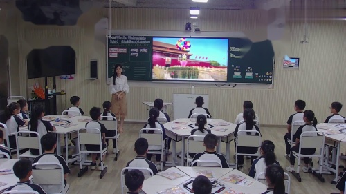 《Unit 3B Let‘s learn》人教版四下英语教学评研讨课优课视频-吴卓莹