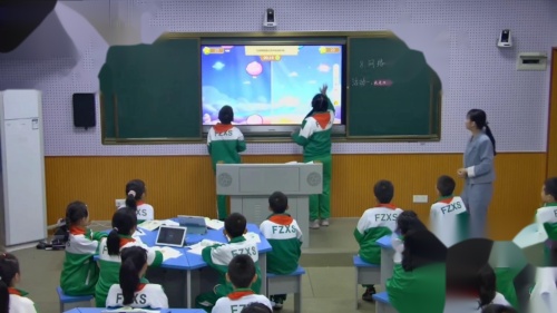 《网络新世界》2024部编版小学道德与法治四上公开课获奖视频