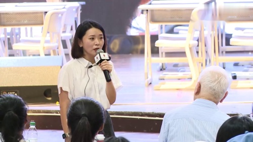 人教版PEP四年级英语下册《Unit 3 Weather Part B Let s talk》云南