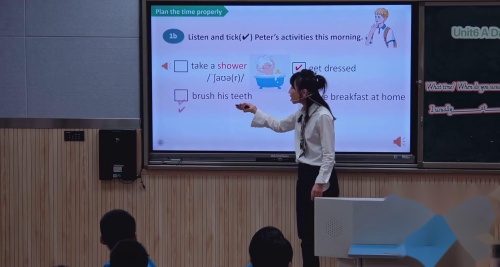 《Unit 6 Section A How do you spend your school day 》2025新人教版七上英语新课标新实施优质课视频