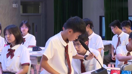 新思维初中英语八上《Unit3 Getting along with others》广东省特邀展示课-执教老师：文智敏-2024年第十六届初中英语课堂教学观摩课