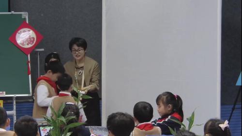 《剪纸》岭南版二上美术展示课视频