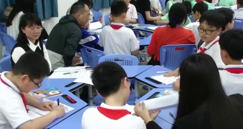 《长方体和正方体的表面积》人教版五下数学2025研讨课视频