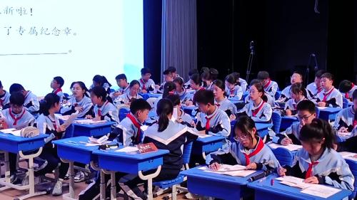 《壶口瀑布》2025部编版八下语文青年教师依标教学展示课视频-