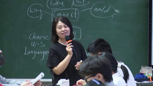 人教版高中英语必修一Unit 5 Languages Round The World 新疆 雷新华-第十四届全国高中英语观摩课