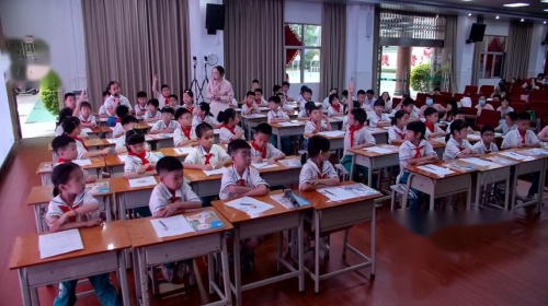 《有余数除法的竖式计算》人教版二下数学计算教学2025研讨课视频