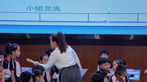 《套圈游戏》北师大版二上数学2025新教材培训名师展示课视频