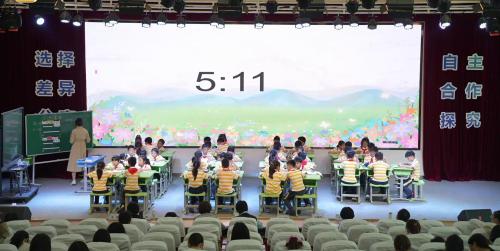 《蜜蜂》部编版三下语文“读写教室”共同体2025研讨课视频