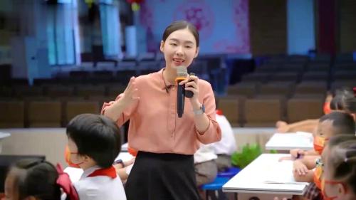 《秋天的雨》部编版三上语文新课标任务群视频