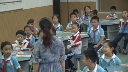 《1.挑战第一次》部编版道法三年级下册-刘老师-课堂实录