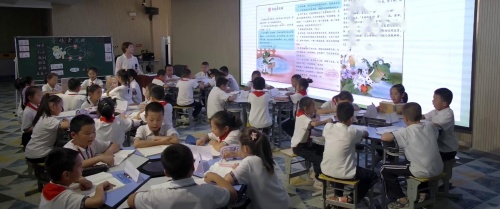 《青蛙卖泥塘》部编版二下语文2025研讨课视频